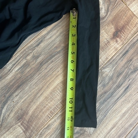 Girls black leotard xxl ( sz7) - Picture 4 of 6